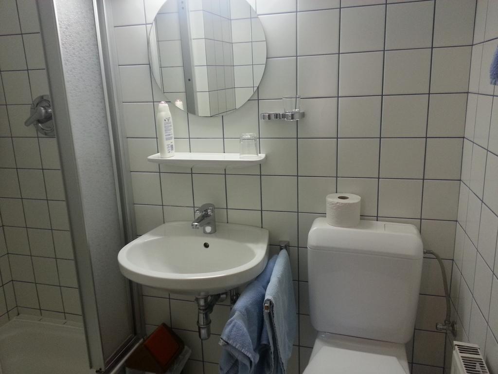 Hotel - Landgasthof Winklehner Sankt Pantaleon  Szoba fotó